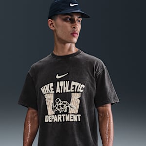 Nike Men's Max90 T-Shirt. Nike.com